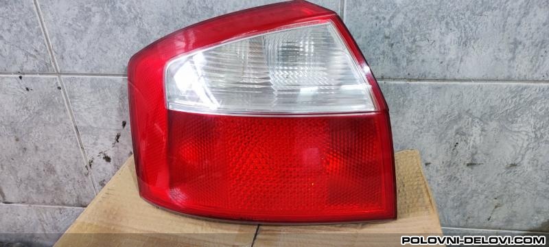 Audi  A4  Svetla I Signalizacija