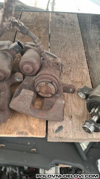 Audi  A4 Zadnja Kljesta Kocioni Sistem