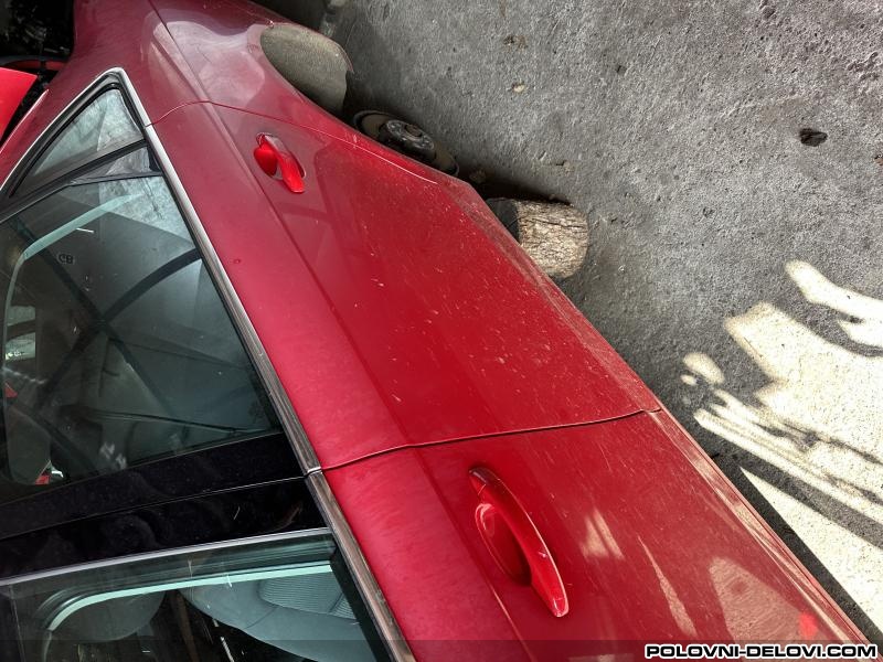 Audi  A4 Zadnja Leva Vrata  Karoserija