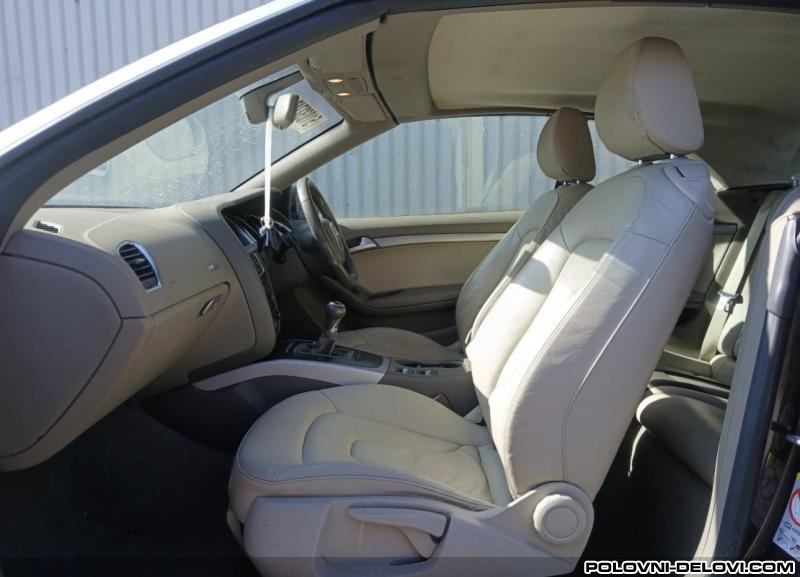 Audi  A5 Cabrio Enterijer