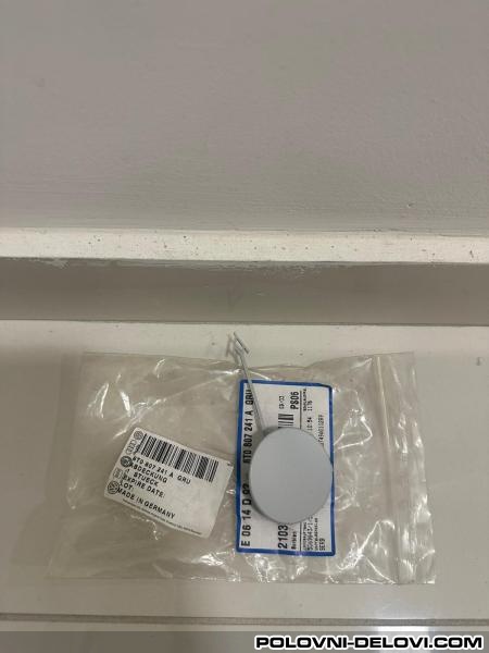 Audi A5 Cep Za U Prednjem Braniku - 8T0 807 241 A