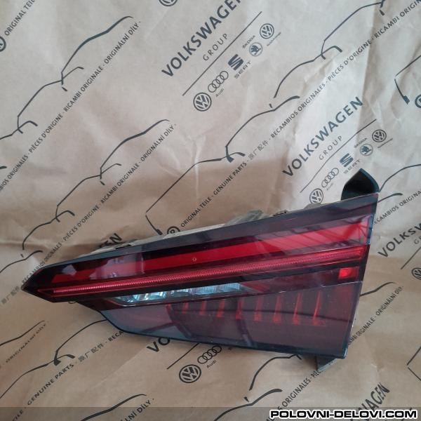 Audi  A5 Desno Led Stop Svetlo Na Gepeku  8W6 945 094 E