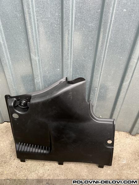 Audi  A5   PLASTIKA ISPOD SUVOZEVIH NOGU