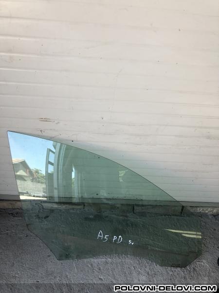 Audi  A5 Prednje Desno Staklo Stakla