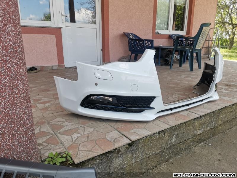 Audi  A5 TDI Kompletan Auto U Delovima