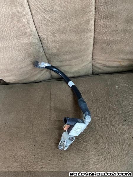 Audi A6 A8 Q8 Minus Klema - 4K0 915 181 D 