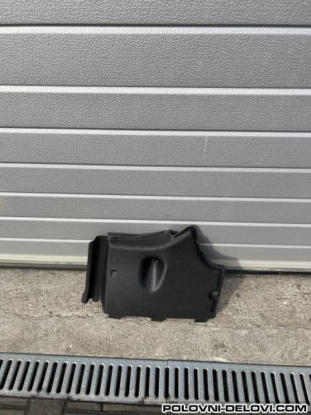 Audi  A6  C7  PLASTIKA ISPOD SUVOZACEVIH NOGU