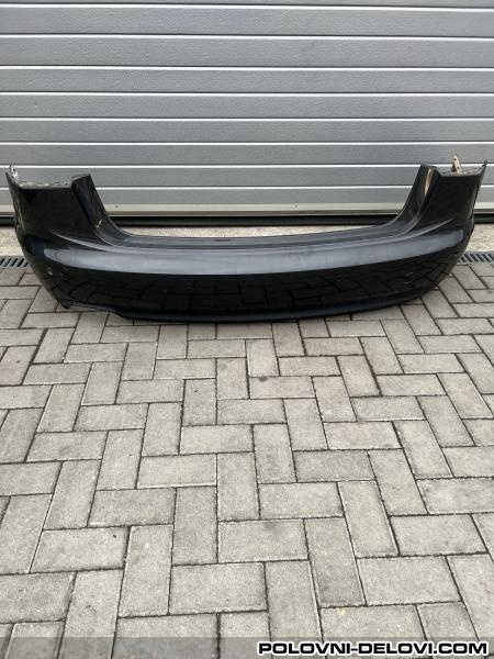 Audi  A6 C7 ZADNJI BRANIK Razni Delovi