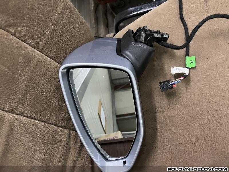 Audi  A6   C8 Vozacev Retrovizor 