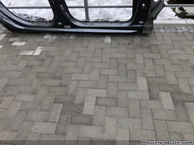 Audi  A6 DESNI PRAG 