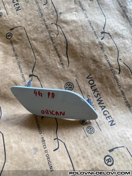 Audi A6 Desni Poklopac Prskalice Fara - Model C7