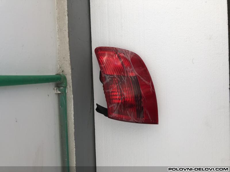 Audi  A6 Desno Stop Svetlo Karoserija