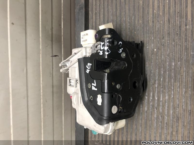 Audi  A6 Vozaceva Brava Za C7 Razni Delovi