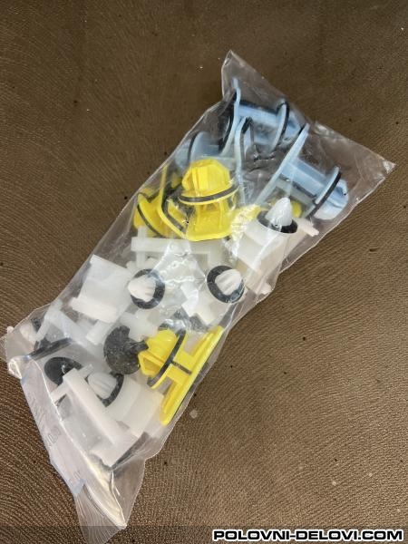 Audi  A6 Zabice Ispod Auta Razni Delovi