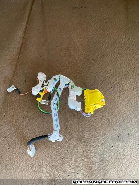 Audi A8 D5 Kabl Za Air Bag Volana 