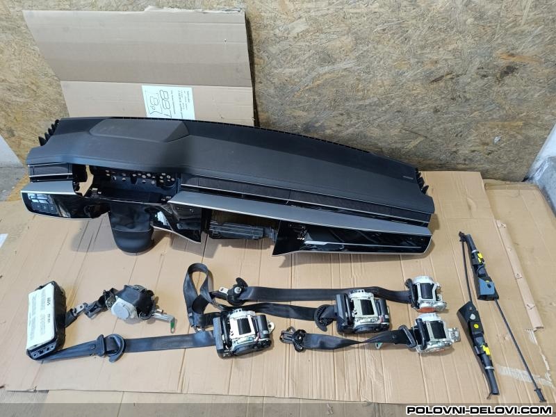 Audi  A8 D5 Tabla Air Bag Pojas 
