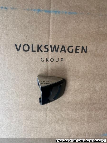 Audi A8 Hrom Poklopac Vozaceve Brave - 4H0 837 879 B