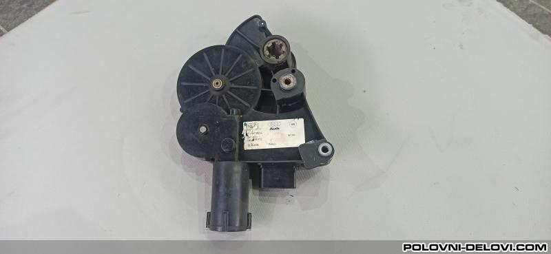 Audi  A8 Motor Gepeka Elektrika I Paljenje