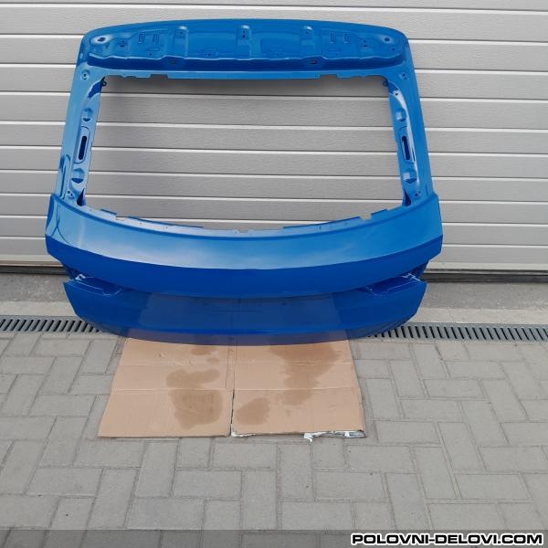 Audi  Q3 83A Gepek Vrata Karoserija