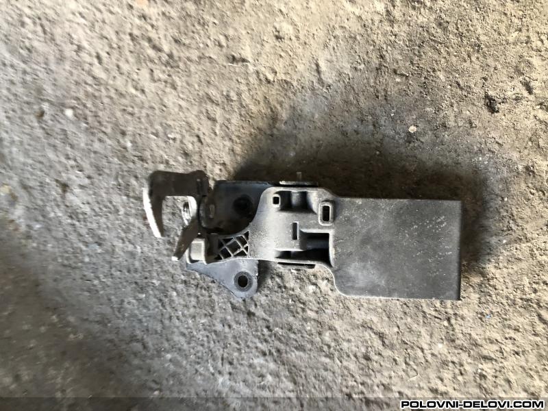 Audi  Q3 Brava Haube Razni Delovi