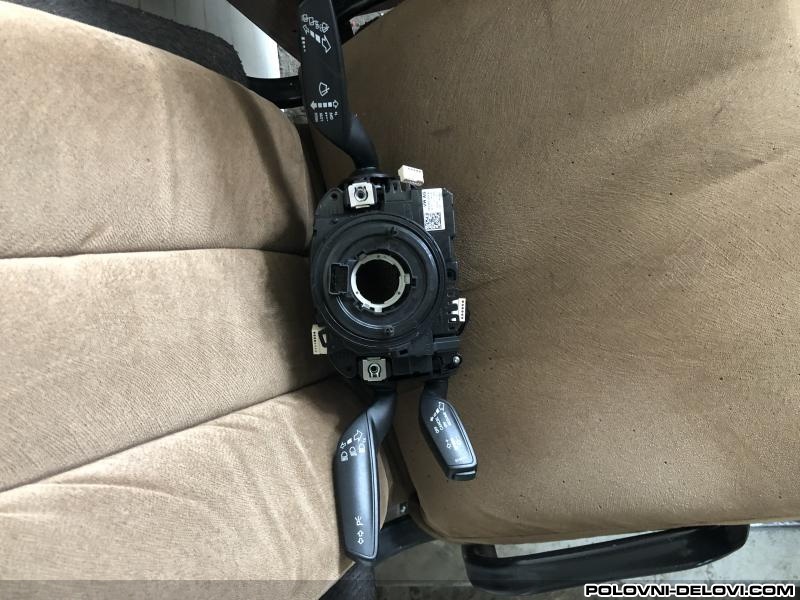 Audi  Q3 Tempomat.spulna Razni Delovi