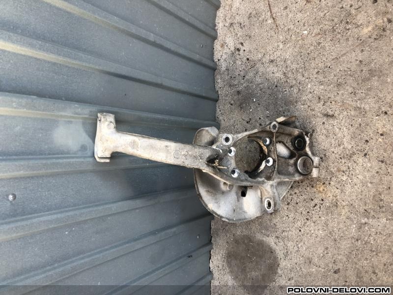 Audi  Q5 Desni Rukavac Trap I Vesanje