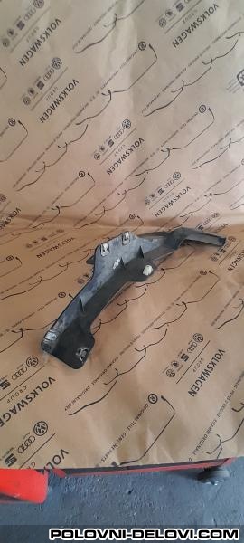 Audi  Q5   Nosac Potkrila.plasticna Lajsna Do Suspleha