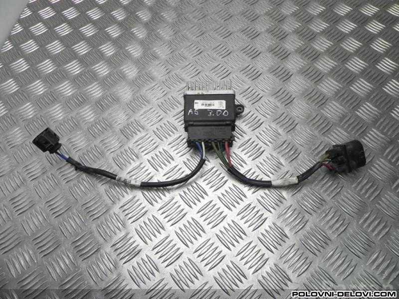 Audi  Q5 REOSTAT VENTILATORA Razni Delovi
