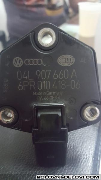 Audi  Q5 Senzor Nivoa Ulja  Motor I Delovi Motora