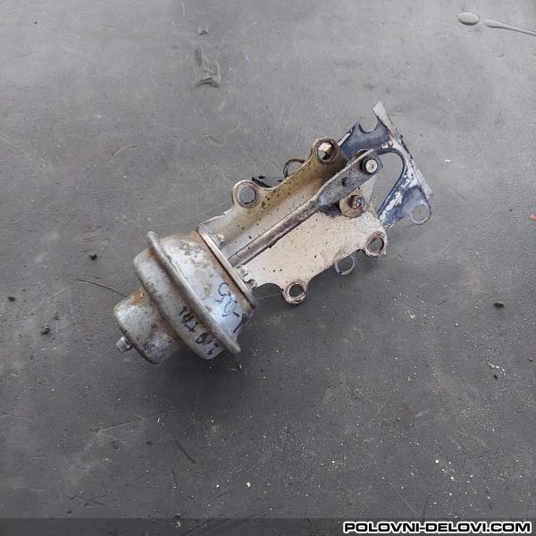 Audi  Q5 Ventil Egr-a Razni Delovi