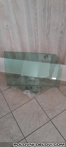 Audi  Q5 Zadnje Levo Staklo Stakla