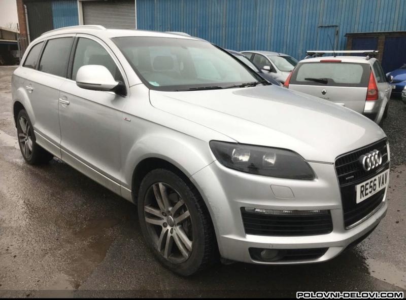 Audi  Q7 3.0 Kompletan Auto U Delovima