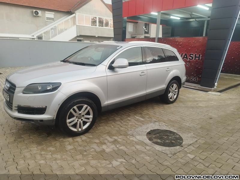 Audi  Q7 3.0 Kompletan Auto U Delovima
