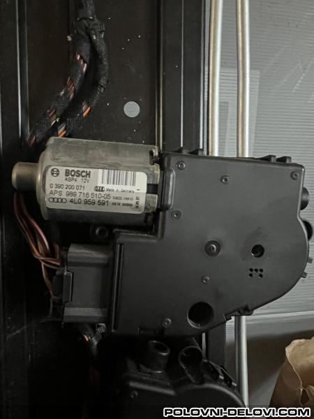 Audi  Q7  4L Motor Panorame U Kabini 4L0 959 591