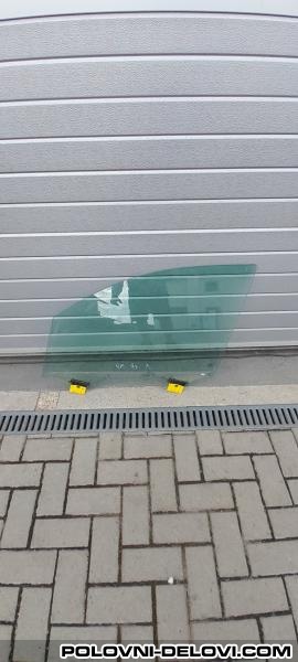 Audi  Q7 4M  Staklo U Prednjim Levim Vratima
