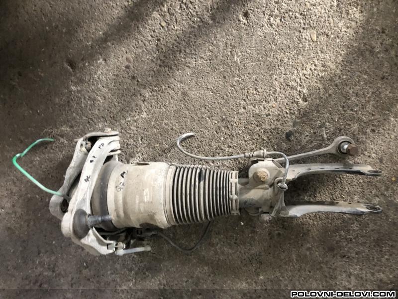 Audi  Q7 DESNI JASTUK Amortizeri I Opruge