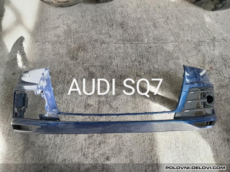 Audi  Q7  Karoserija