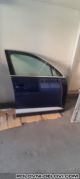 Audi  Q7  Prednja Desna Vrata 4M Model