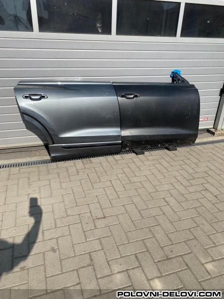 Audi Q8 Desna Vrata