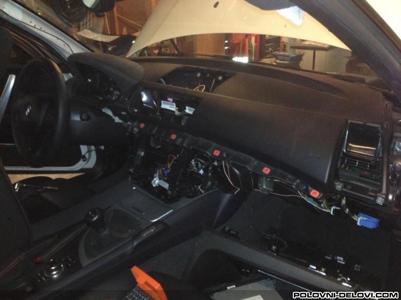 BMW  1 E87 Enterijer