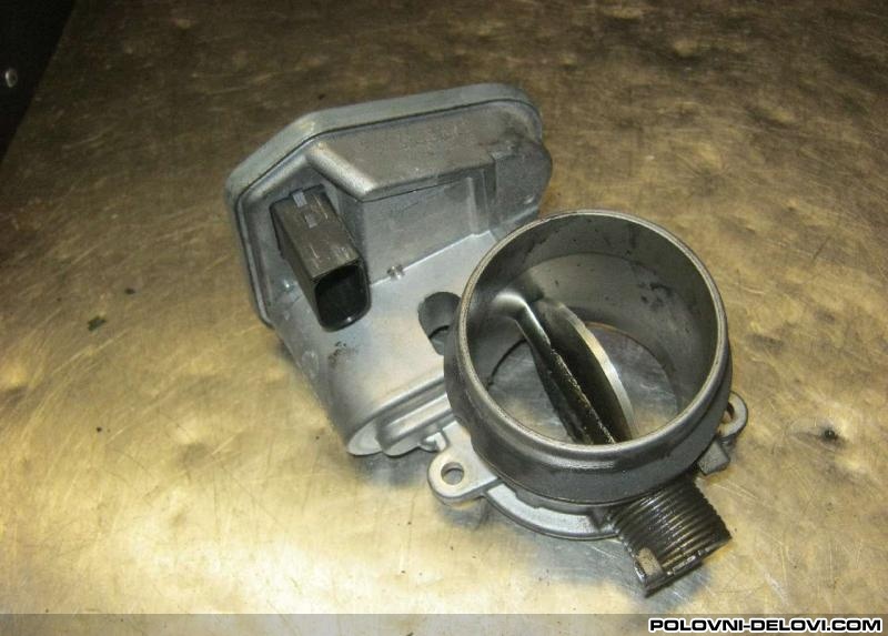 BMW  120 Klapna Gasa Motor I Delovi Motora