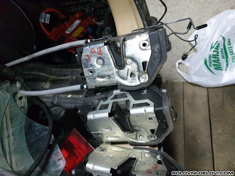 BMW  3 Bravice E90 E91 Razni Delovi