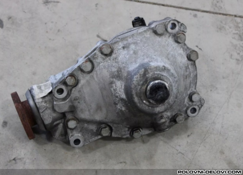 BMW  3 F30 F31 Xdrive  Motor I Delovi Motora