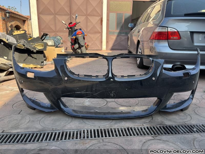 BMW  3  Kompletan Auto U Delovima