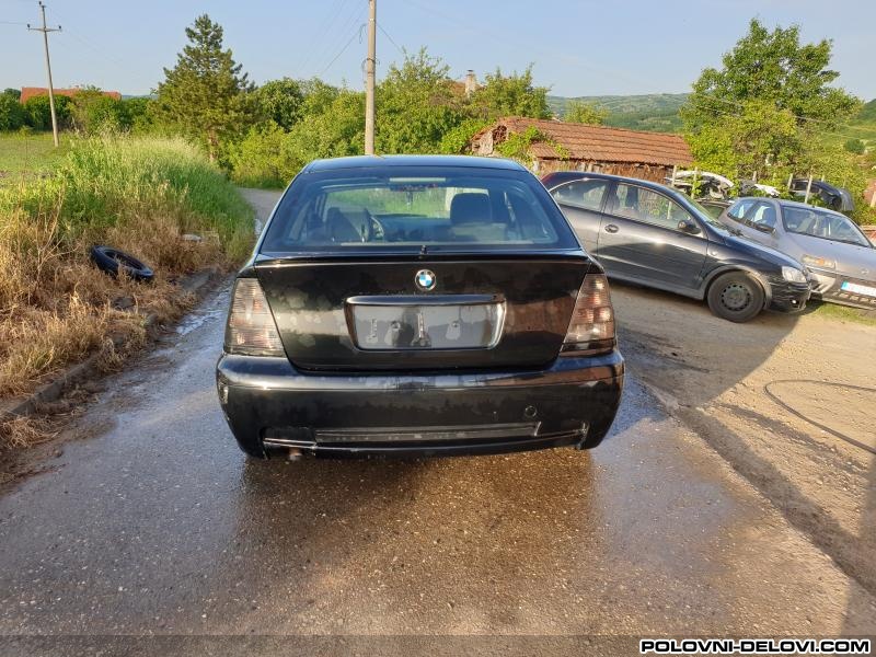 BMW  3 Zadnji Branik Kompak Karoserija