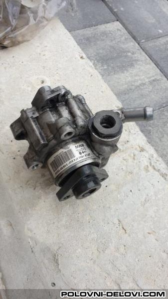 BMW  318 D Servo Pumpa  Motor I Delovi Motora