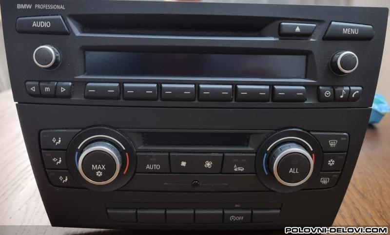 BMW  318 E 90 Restayling Audio