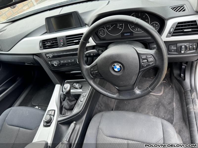 BMW  320 2.0d Enterijer