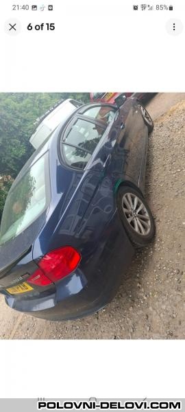 BMW  320 320 Kompletan Auto U Delovima
