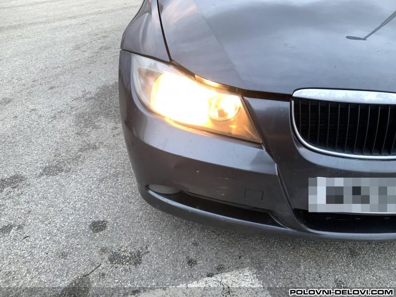 BMW  320 Desna Maglenka Svetla I Signalizacija